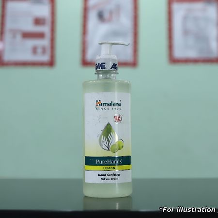 Oyo 331 Hotel Skanda Shelters Bangalore Luaran gambar