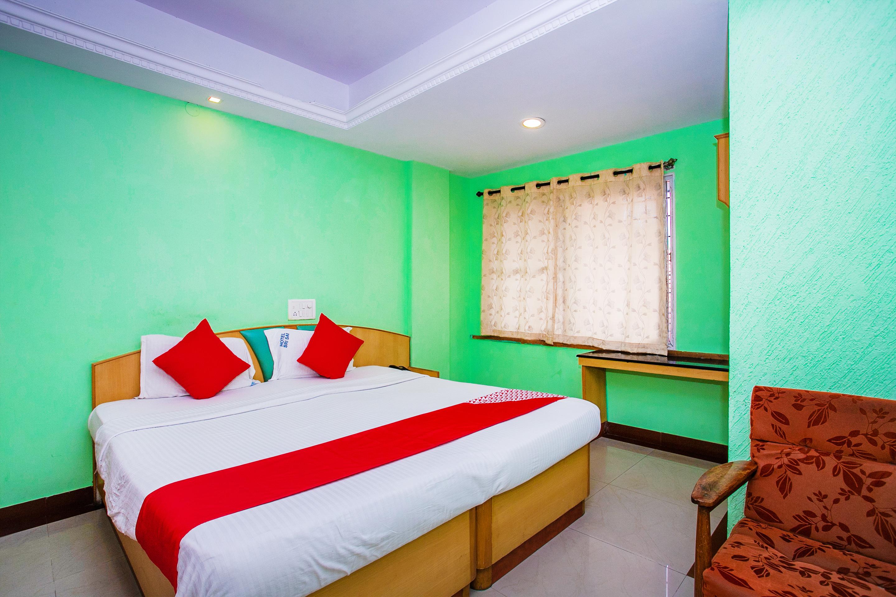 Oyo 331 Hotel Skanda Shelters Bangalore Luaran gambar