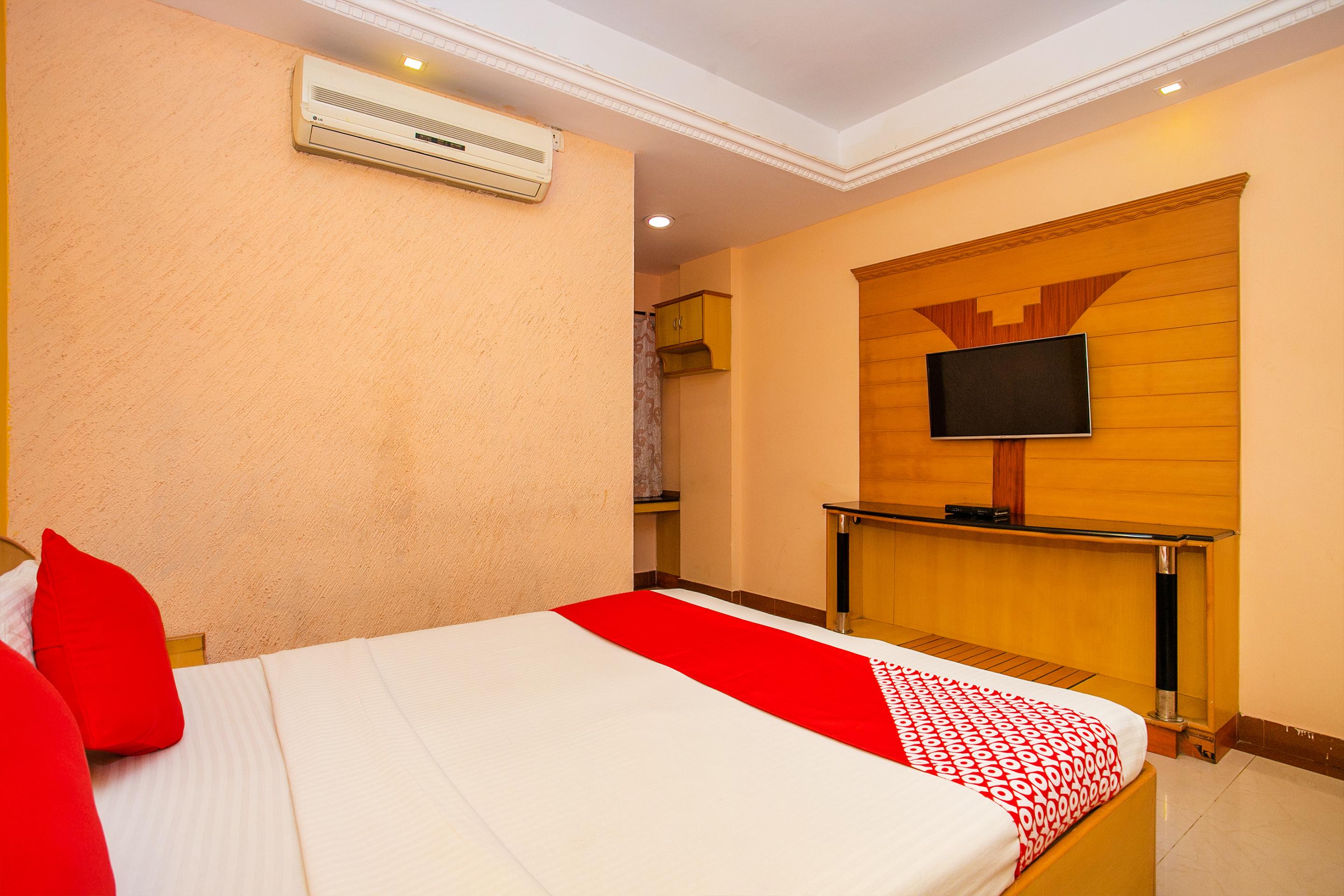 Oyo 331 Hotel Skanda Shelters Bangalore Luaran gambar
