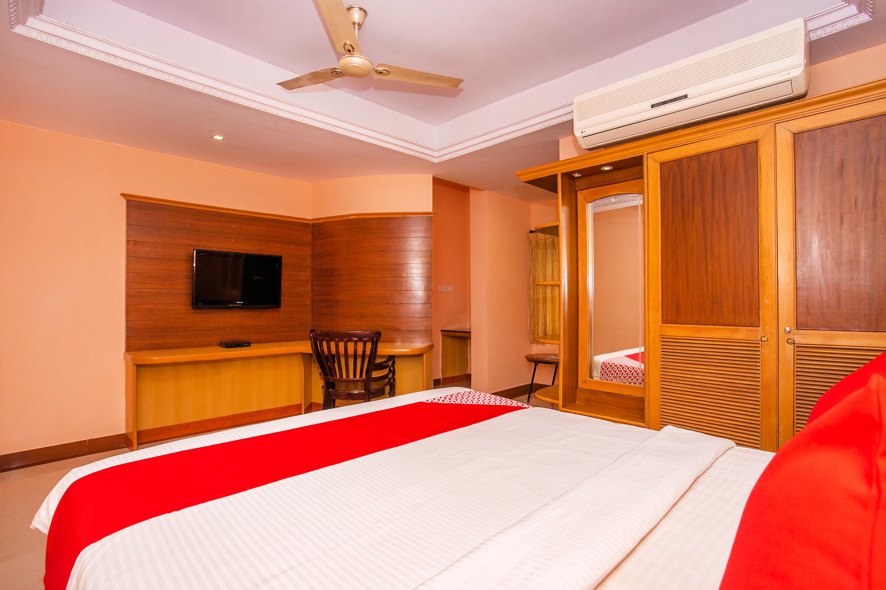 Oyo 331 Hotel Skanda Shelters Bangalore Luaran gambar